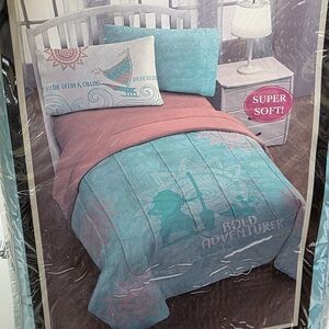 Moana Bold Adventurer Super Soft Bedding Set - Pink and Blue